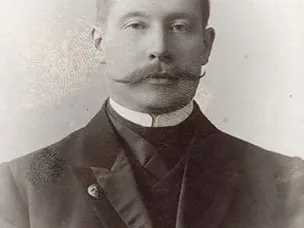 К 145-летию Л.Д. Агафонова (по документам семейного фонда архитекторов Агафоновых Р-94 ГАСДНО)